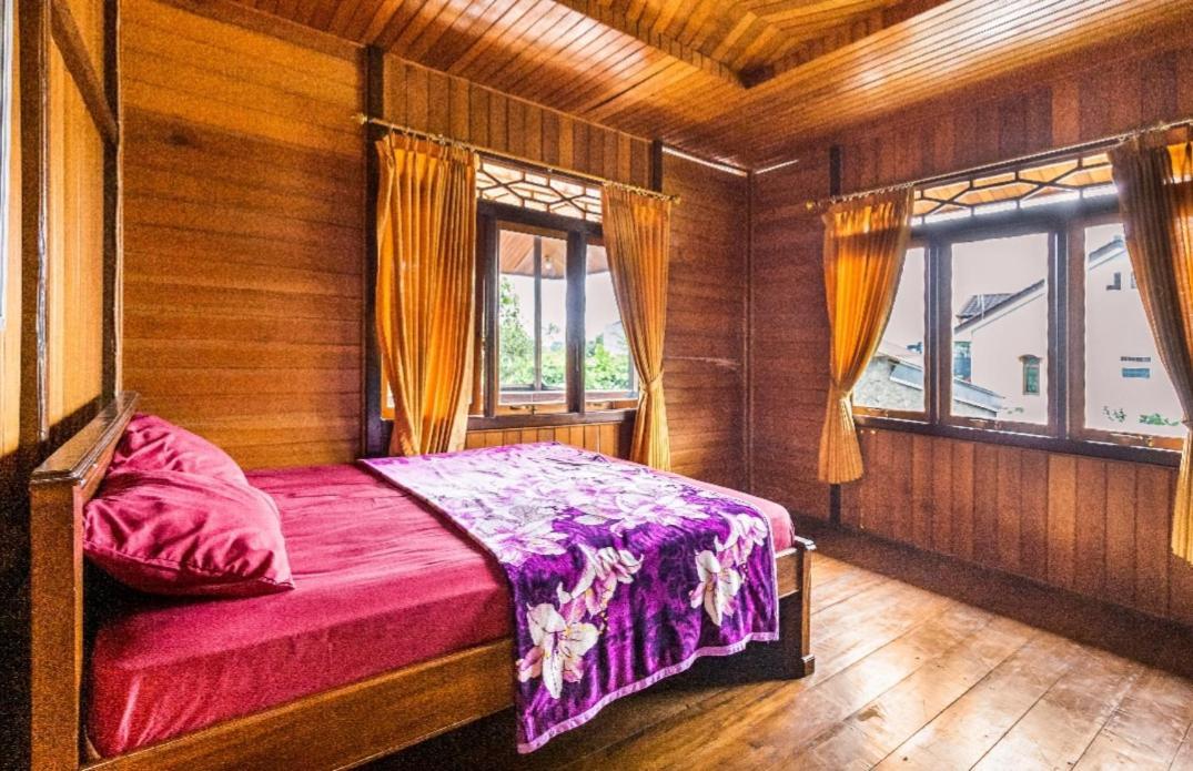 Villa Anjung Balak Cisarua Exteriér fotografie