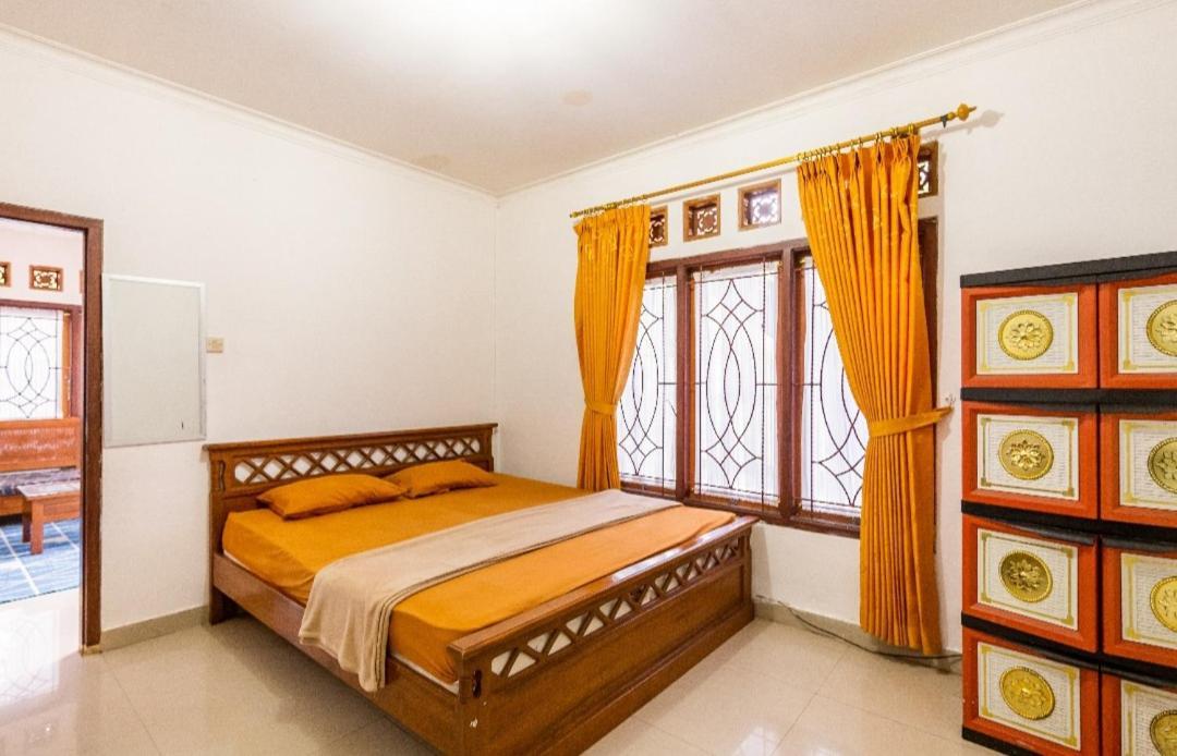 Villa Anjung Balak Cisarua Exteriér fotografie