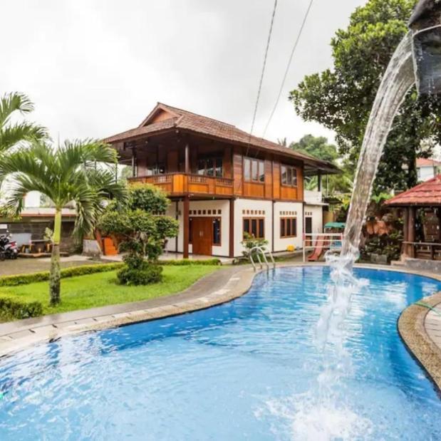 Villa Anjung Balak Cisarua Exteriér fotografie